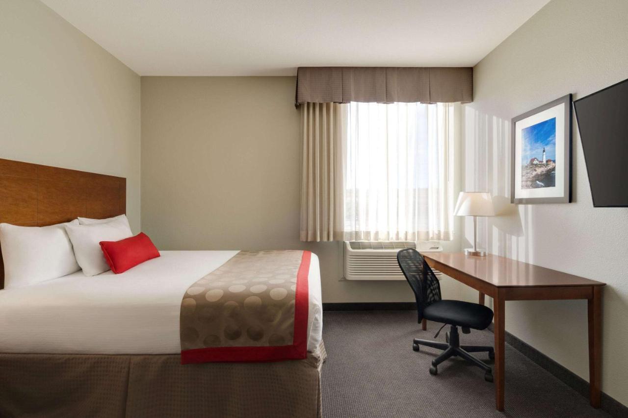 Bakken Airport Xwa Hotel & Studios Williston Exterior foto